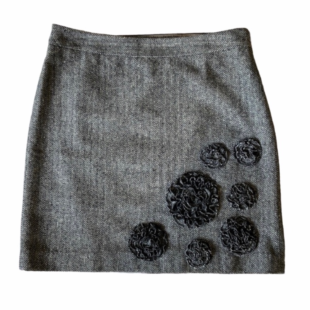 Ann Taylor Loft Black & White Herringbone Flower Appliqué Skirt 4